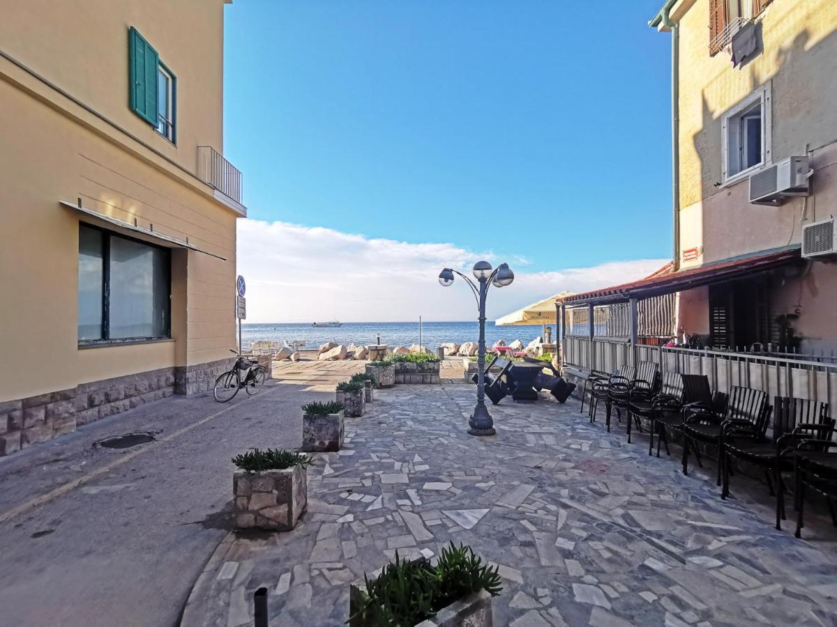 Ribiska Hisa - Old Piran Fisherman'S House Екстер'єр фото